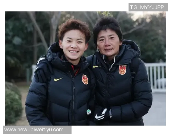 王霜感谢球迷现场支持期待胜利带来狂欢时刻 王霜感谢球迷现场支持期待胜利带来狂欢时刻